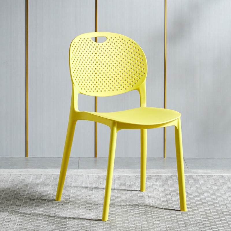 Silla lateral de plástico contemporánea, silla lateral de comedor sin brazos apilable con respaldo abierto