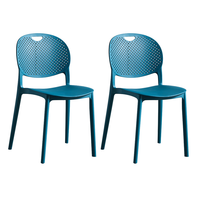 Silla lateral de plástico contemporánea, silla lateral de comedor sin brazos apilable con respaldo abierto
