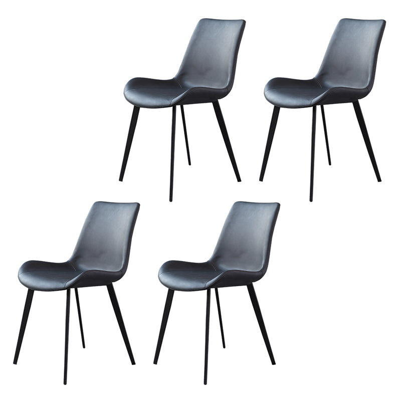 Chaise latérale en cuir de restaurant contemporain finition mate Parsons dinant des chaises
