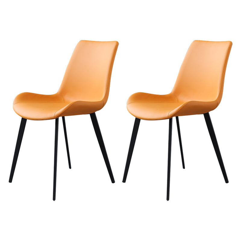 Chaise latérale en cuir de restaurant contemporain finition mate Parsons dinant des chaises