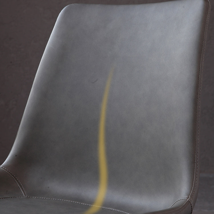 Chaise latérale en cuir de restaurant contemporain finition mate Parsons dinant des chaises