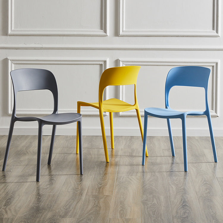 Silla lateral de plástico contemporánea, silla lateral de comedor sin brazos con espalda abierta apilable para el hogar