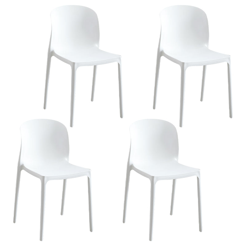 Chaise d'appoint de salle à manger empilable en plastique Chaises de salle à manger sans accoudoirs à dossier solide (Ensemble de 4)