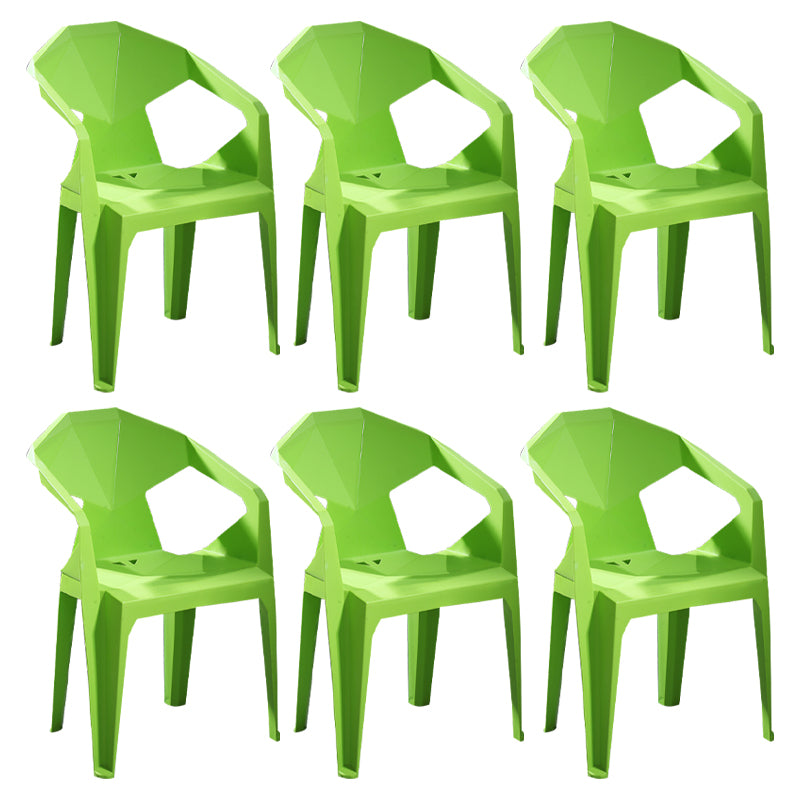 Chaises de restauration en plastique de style moderne chaises latérales empilables pour la cuisine