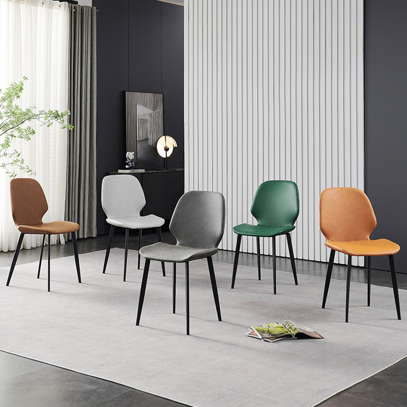 Chaise latérale en cuir de forme de coléoptère de restaurant Wingback finition mate dinant la chaise