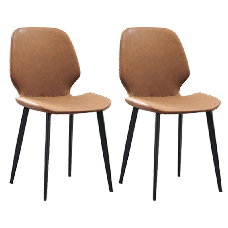 Chaise latérale en cuir de forme de coléoptère de restaurant Wingback finition mate dinant la chaise