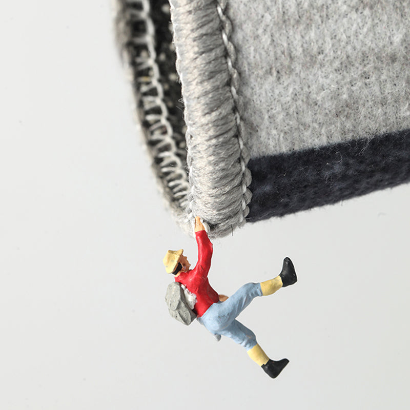 Modern Living Room Carpet Geometric Pattern Polyester Area Rug Non-Slip Backing Area Rug