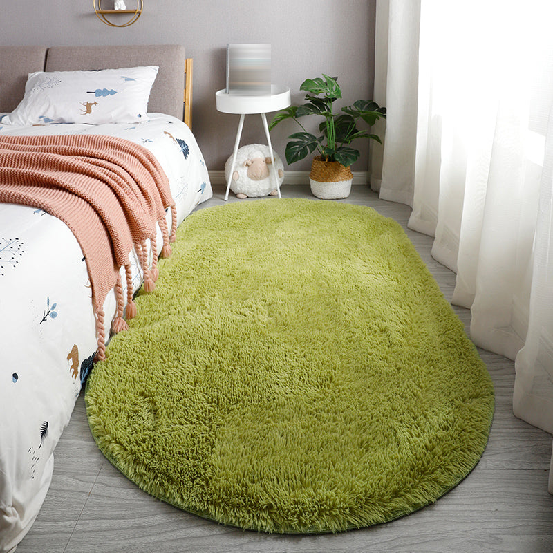 Minimalist Bedside Rug Simple Plain Carpet Polyester Shag Rug with Non-Slip Backing
