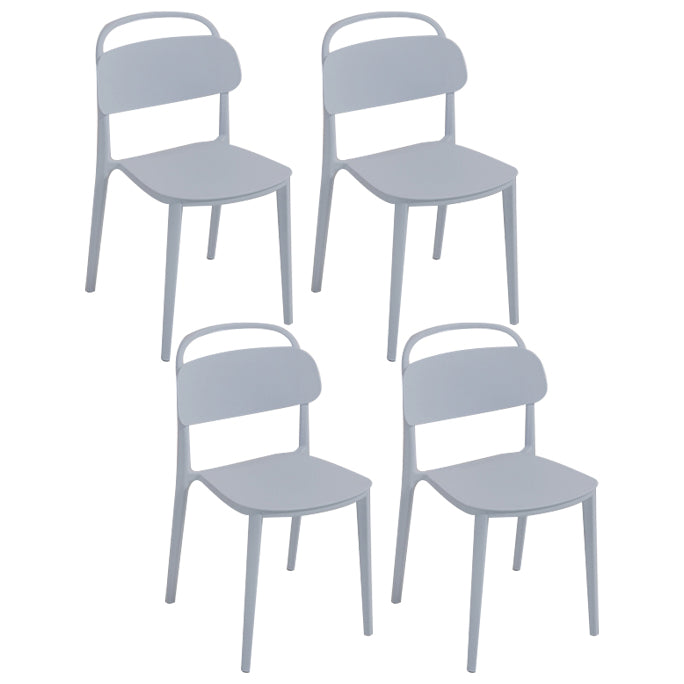 Chaise scandinave en plastique empilable à dossier ouvert au fini mat (Ensemble de 4)