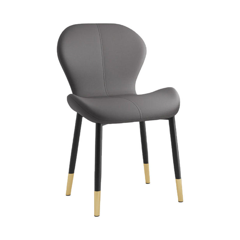 Chaise d'appoint scandinave en cuir PU pour chambre à coucher, finition mate, chaise de salle à manger Parsons