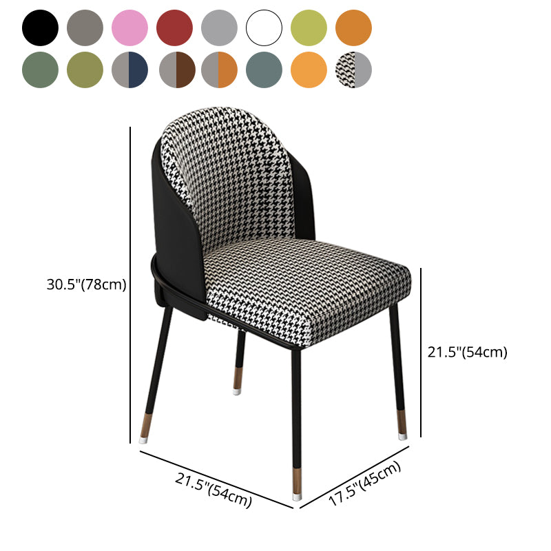 Sillas sin brazos de comedor de metal Glam, sillas tapizadas de comedor para restaurante