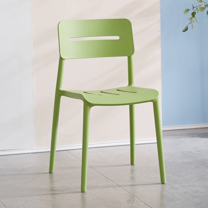 Chaises de salle à manger en plastique de style moderne, chaise latérale empilable à dossier ouvert pour la cuisine