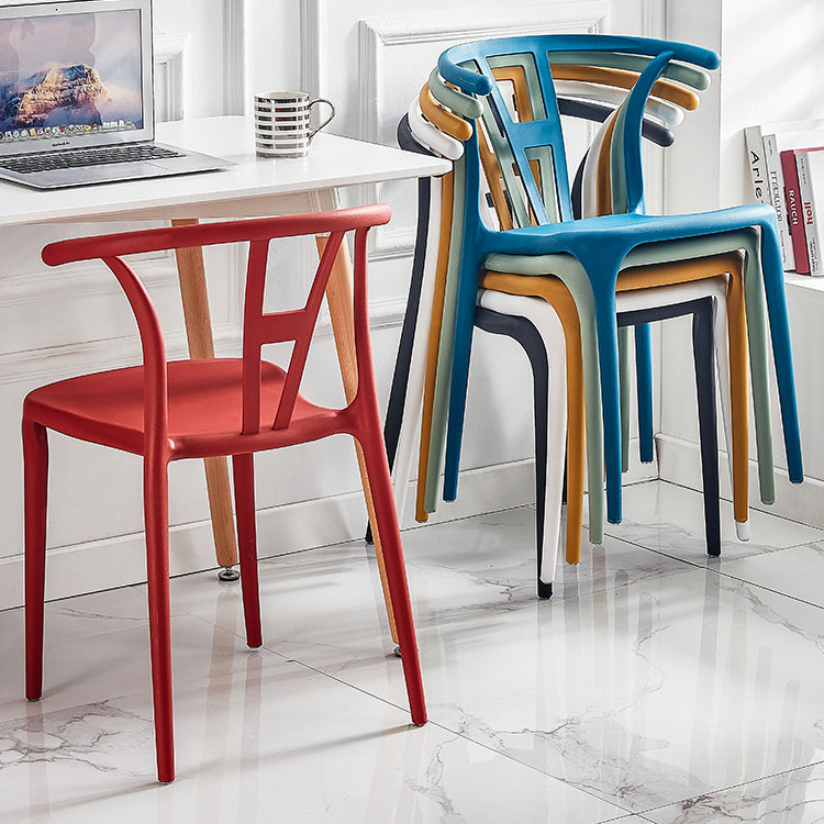 Chaises de salle à manger en plastique de style moderne, chaises de salle à manger empilables pour la cuisine