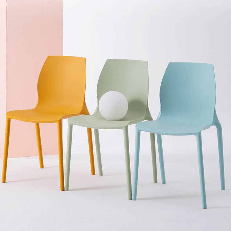 Chaise d'appoint de salle à manger en plastique empilable, chaises de salle à manger scandinaves à dossier solide, sans accoudoirs
