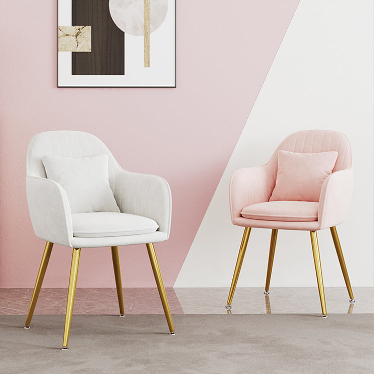 Silla de comedor de metal de estilo escandinavo Silla tapizada dormitorio con brazo
