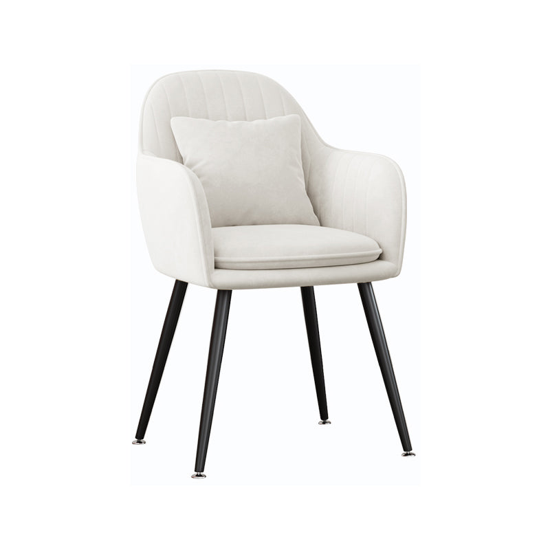 Chaise de salle à manger en métal de style scandinave, chaise rembourrée de chambre à coucher avec bras