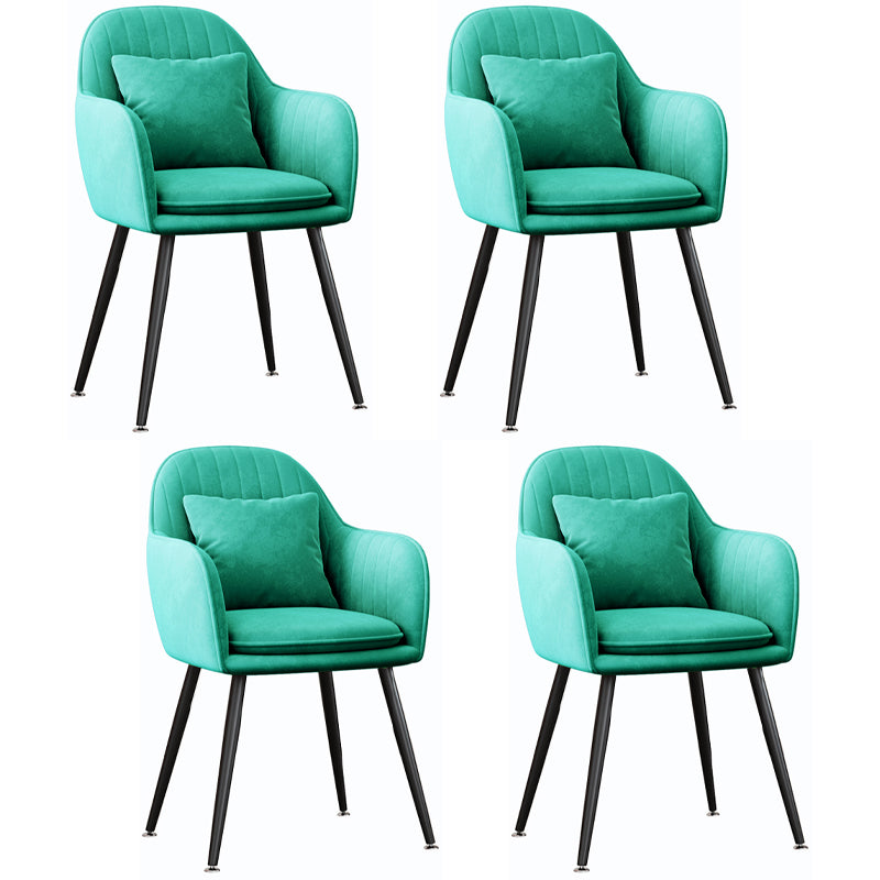 Silla de comedor de metal de estilo escandinavo Silla tapizada dormitorio con brazo
