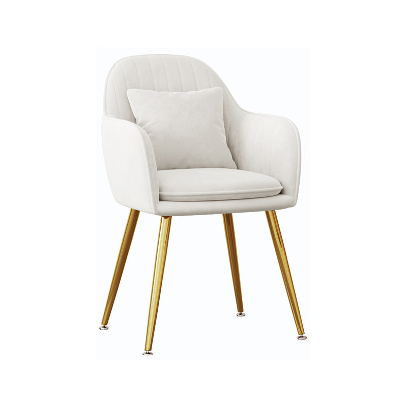 Silla de comedor de metal de estilo escandinavo Silla tapizada dormitorio con brazo
