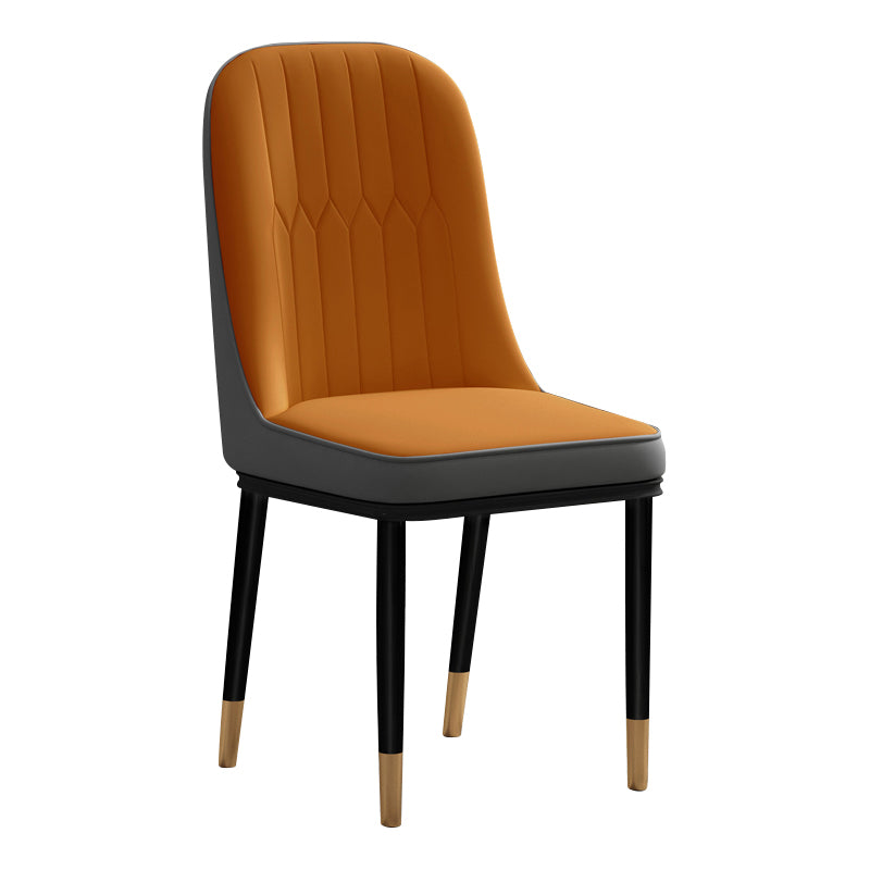 Silla de comedor de estilo escandinavo, silla acolchada con respaldo sólido de comedor de metal