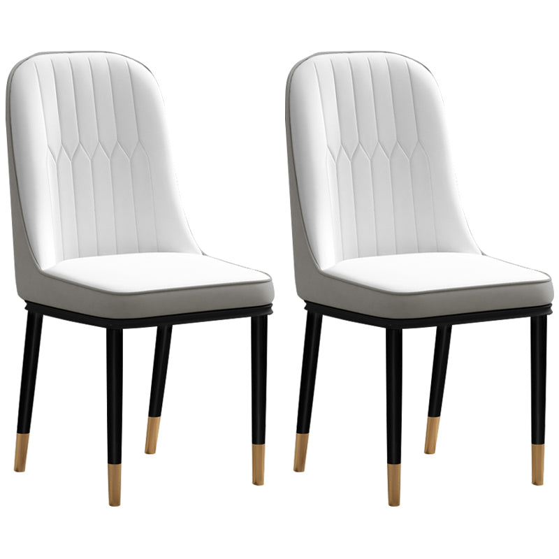 Silla de comedor de estilo escandinavo, silla acolchada con respaldo sólido de comedor de metal