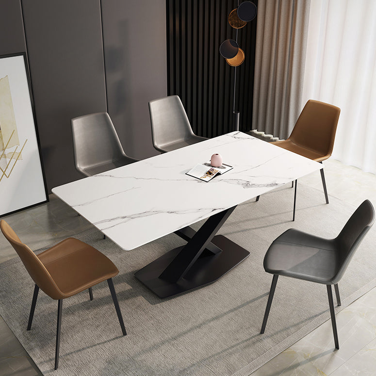 Eenvoudige keuken rechthoekige vorm eettafel gesinterde stenen eettafel met voetstukbasis