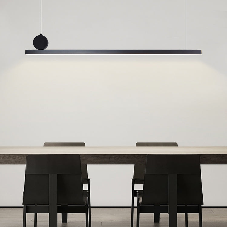 Lineare Inselleuchte moderne Metall -Einzelhellinsel Deckenleuchte in Schwarz