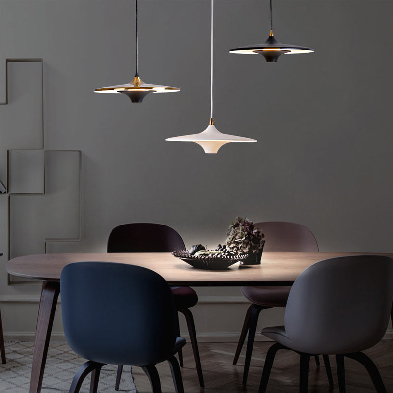 Moderne minimalistische LED -hangende lamp gelakte ijzeren schotel hanglamp met acrylschaduw
