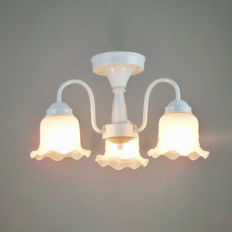 Traditional Style Flush Mount Light Flower Shade Bedroom Drawing Room Ceiling Lamp