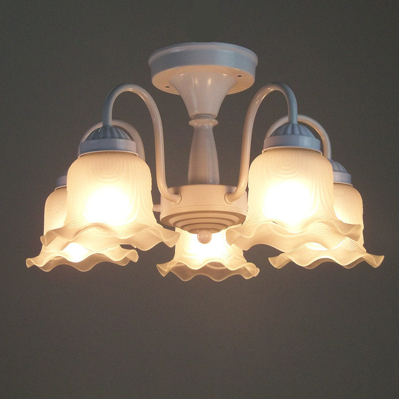 Traditional Style Flush Mount Light Flower Shade Bedroom Drawing Room Ceiling Lamp