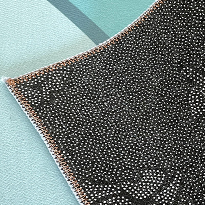 Classical Flower Pattern Rug Polyester Indoor Carpet Non-Slip Backing Area Rug for Living Room