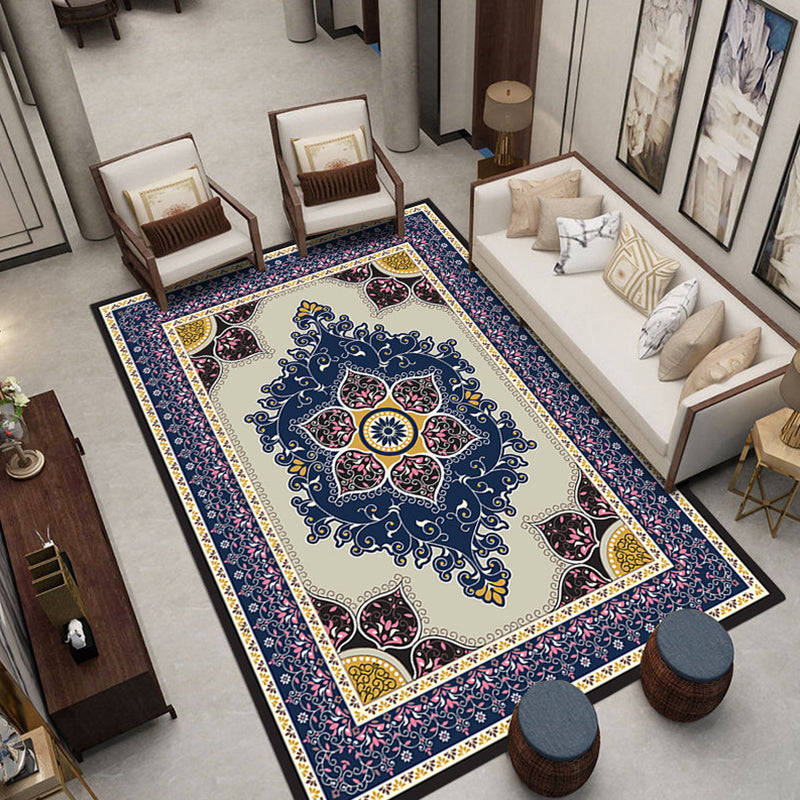 Traditional Area Rug Medallion Pattern Indoor Rug Washable Polyester Carpet with Non-Slip Backing