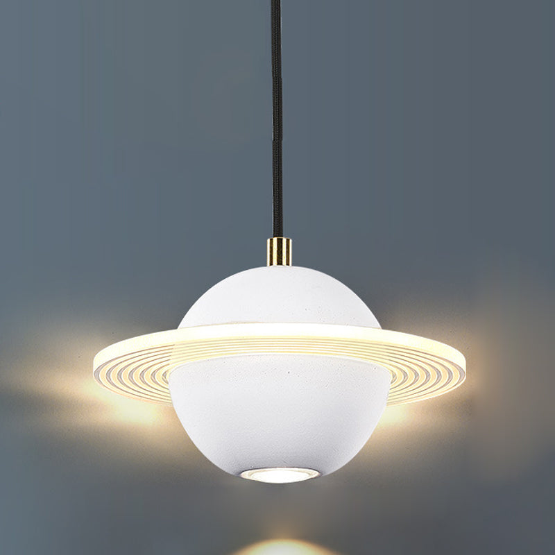 Globe zeitgenössischer Stil Hanging Lampe Acryl -Einweihlampe Lampe