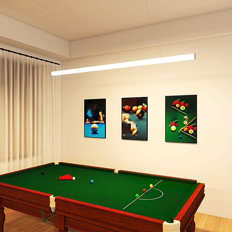 Moderne lineare Insel Kronleuchter Lichter Acrylinsellampen im weißen Finish