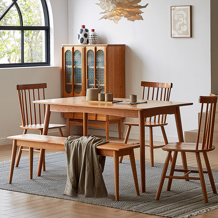 Traditional Luxury Rectangle Dining Table Solid Wood Table with 4 Legs for Dining Room