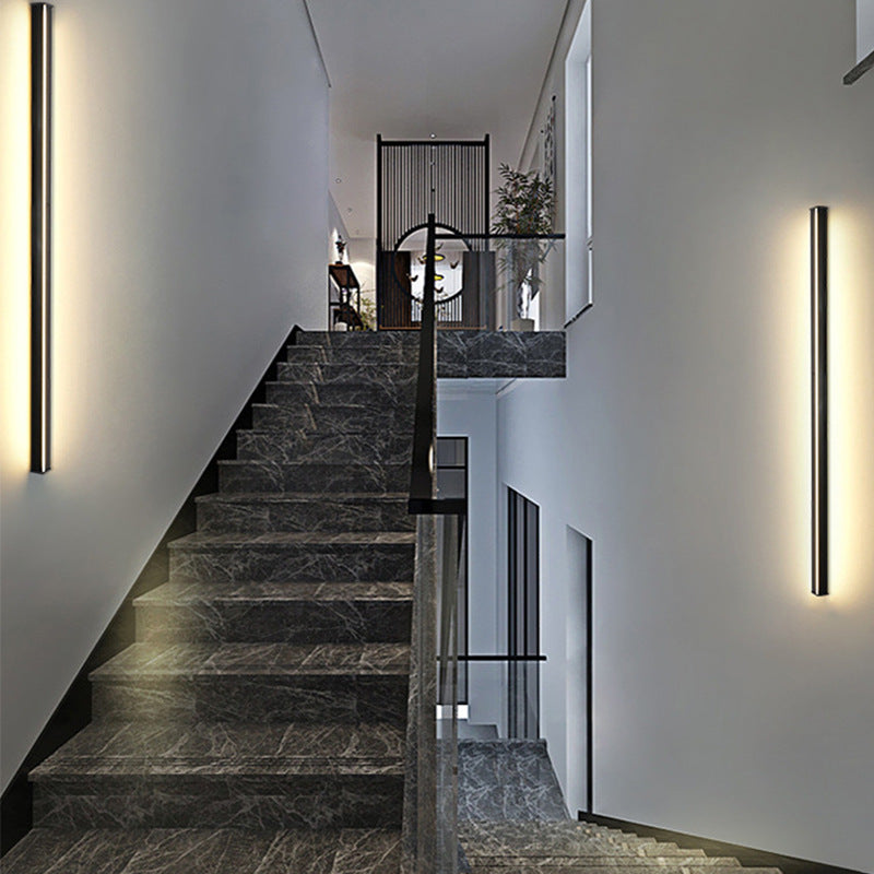 Zeitgenössischer Stil linearer LED -Wandlampe Metall 1 Licht Wandleuchte in Schwarz