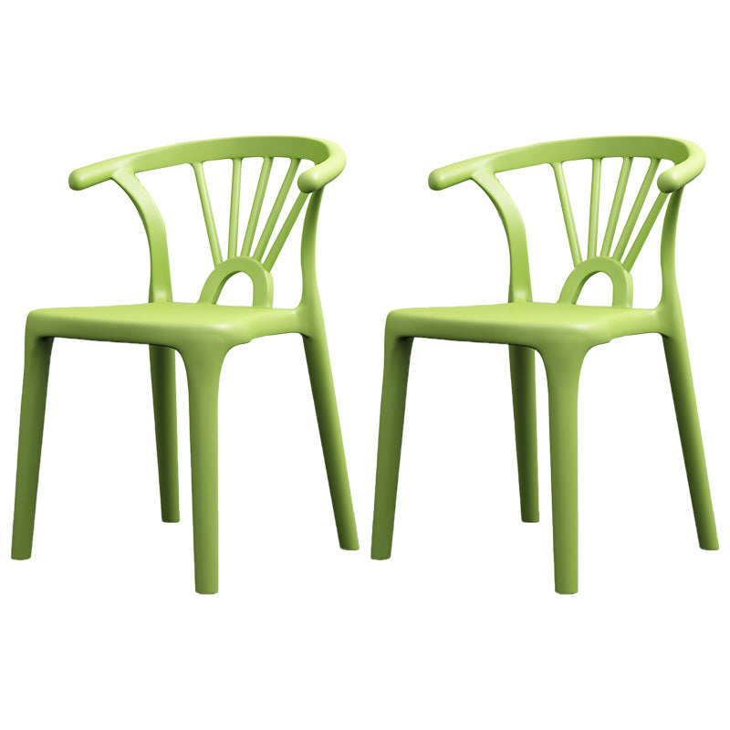 Chaise de salle à manger à dossier en plastique, finition mate, chaise latérale contemporaine à la maison