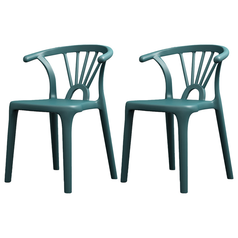 Chaise de salle à manger à dossier en plastique, finition mate, chaise latérale contemporaine à la maison