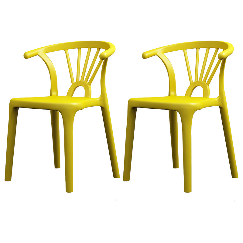 Chaise de salle à manger à dossier en plastique, finition mate, chaise latérale contemporaine à la maison