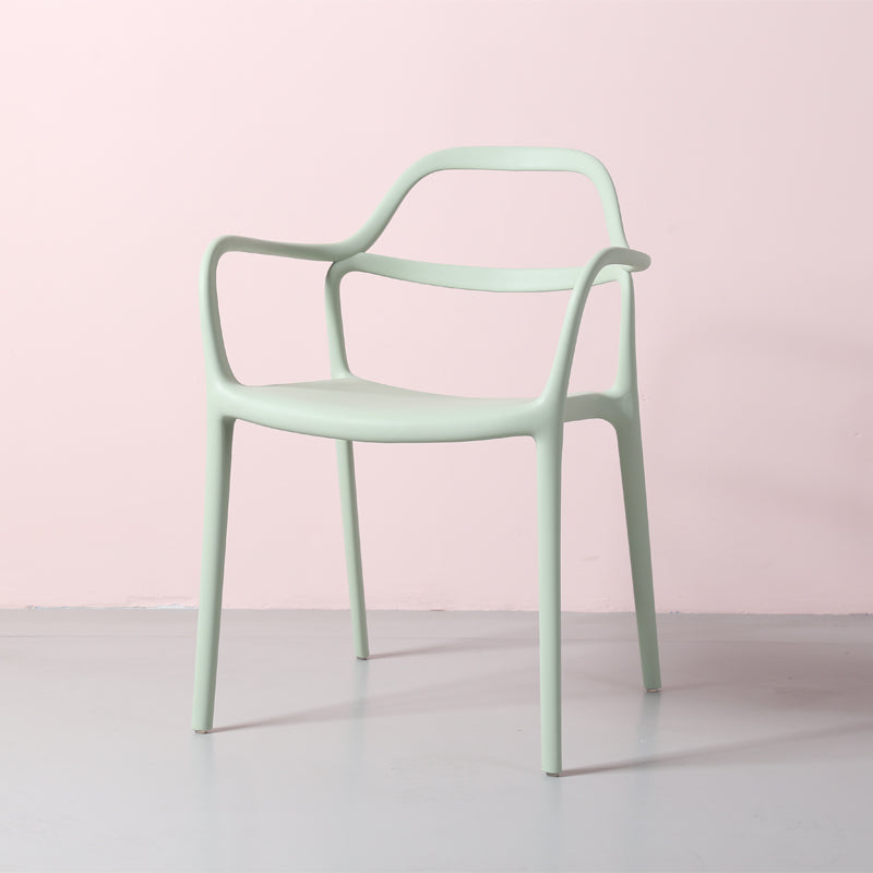 Chaises de salle à manger en plastique de style contemporain dinant des chaises empilables pour la cuisine