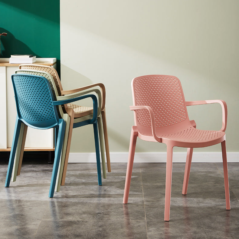 Sillas de comedor de plástico escandinavo, sillones apilables con respaldo sólido (juego de 4)