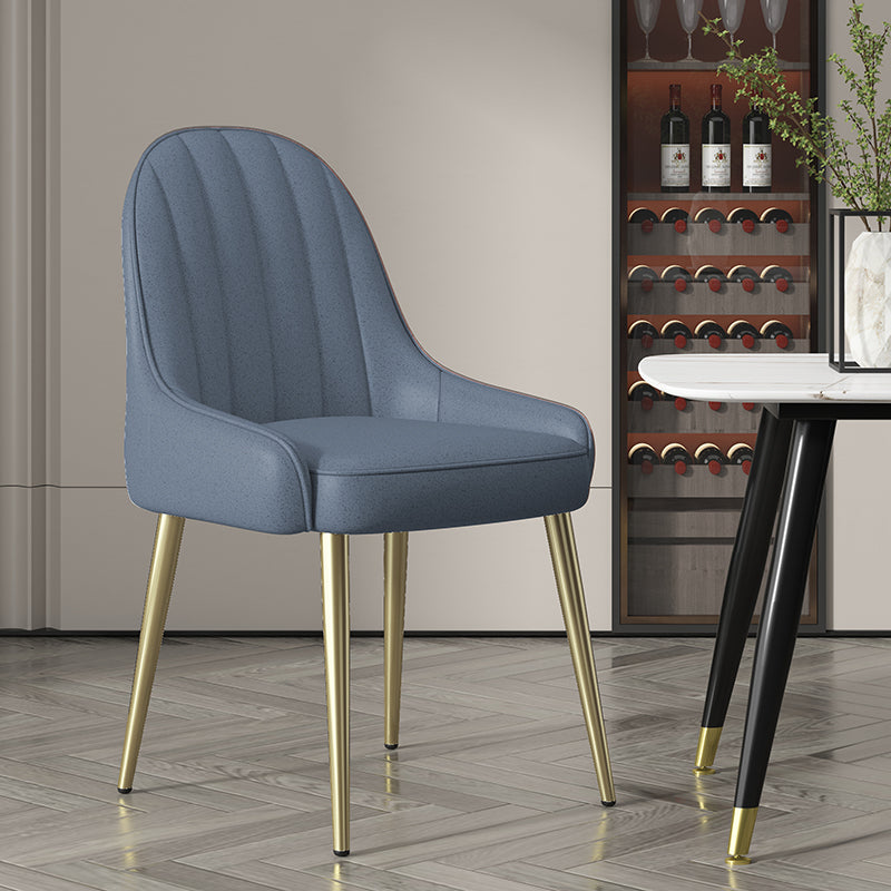 Silla de comedor tapizada de metal con respaldo Parsons de sillón escandinavo de interior