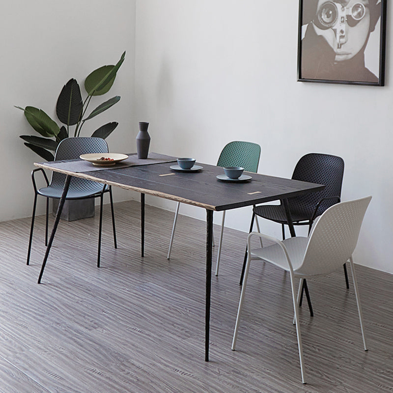 Sillas de comedor de plástico de cocina de estilo industrial que cenan sillones apilables con patas de metal