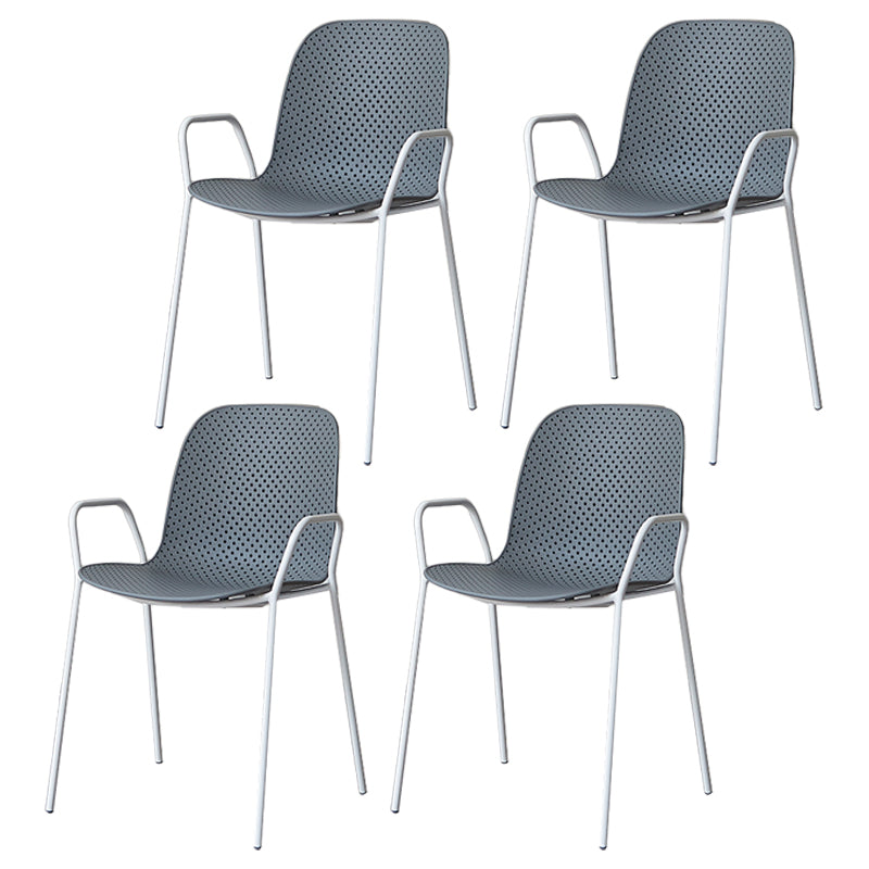 Sillas de comedor de plástico de cocina de estilo industrial que cenan sillones apilables con patas de metal