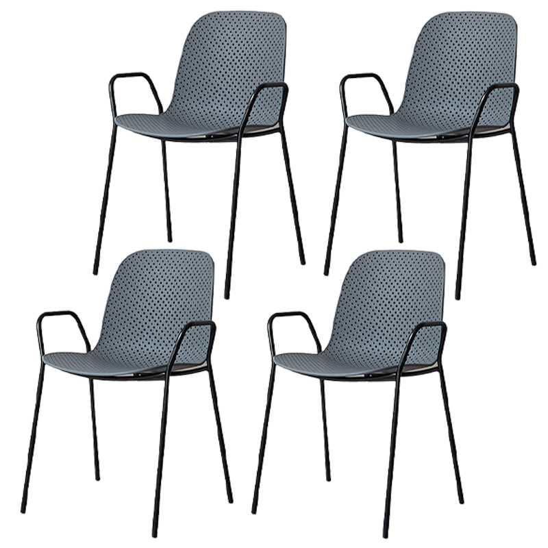 Sillas de comedor de plástico de cocina de estilo industrial que cenan sillones apilables con patas de metal