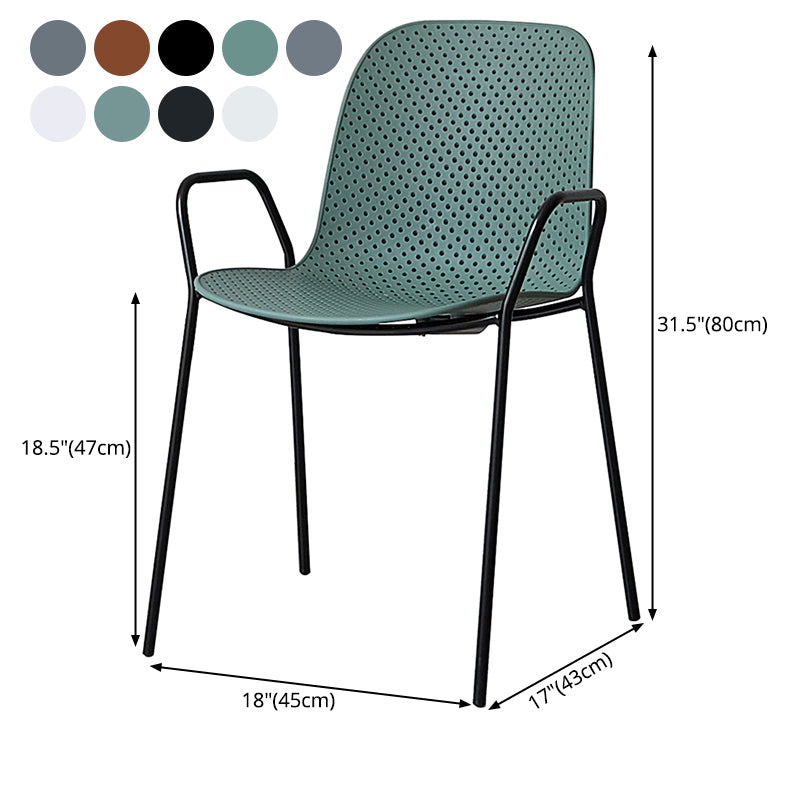Sillas de comedor de plástico de cocina de estilo industrial que cenan sillones apilables con patas de metal