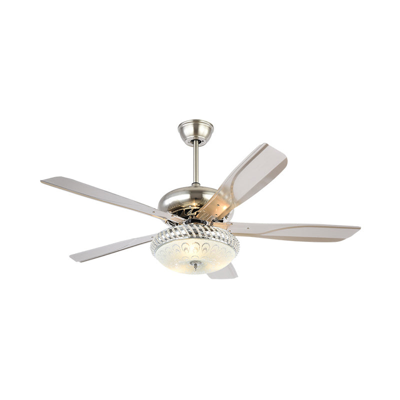 Lámpara de ventilador de techo metálico LED de iluminación de semi flush de domo moderno en plata para sala de estar con 5 cuchillas transparentes, 48 ​​"de ancho