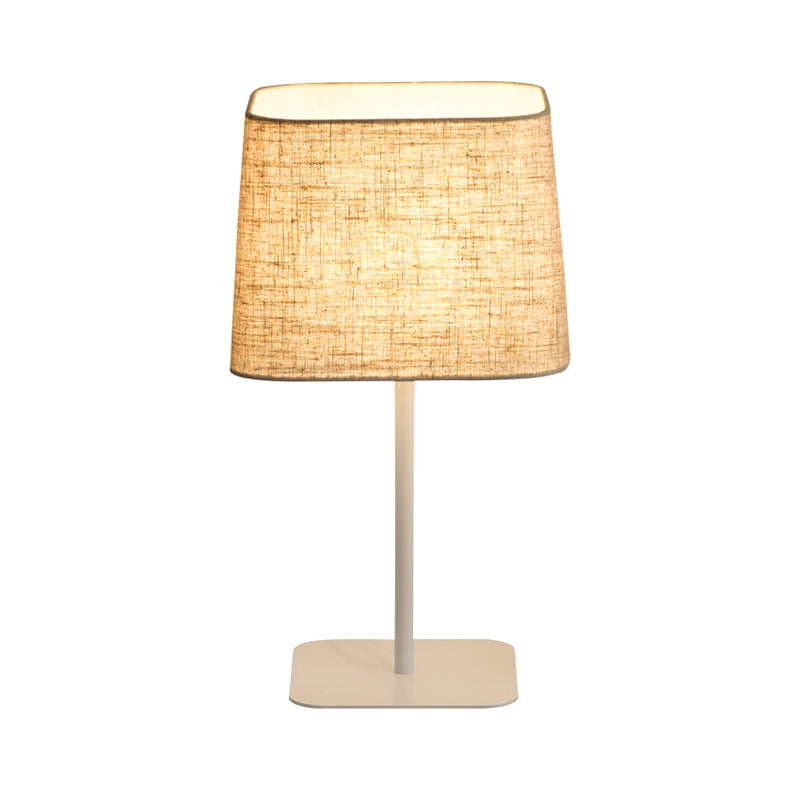 1 bulbe de salon de bureau Light lampe de table de nuit blanche moderne avec nuance de tissu de pagode