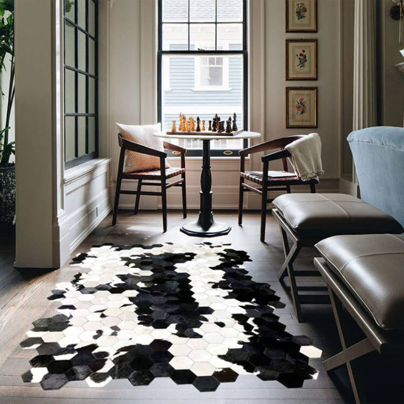Brown Contrast Color Carpet Cowhide Area Rug Stain Resistant Area Rug for Home Decor