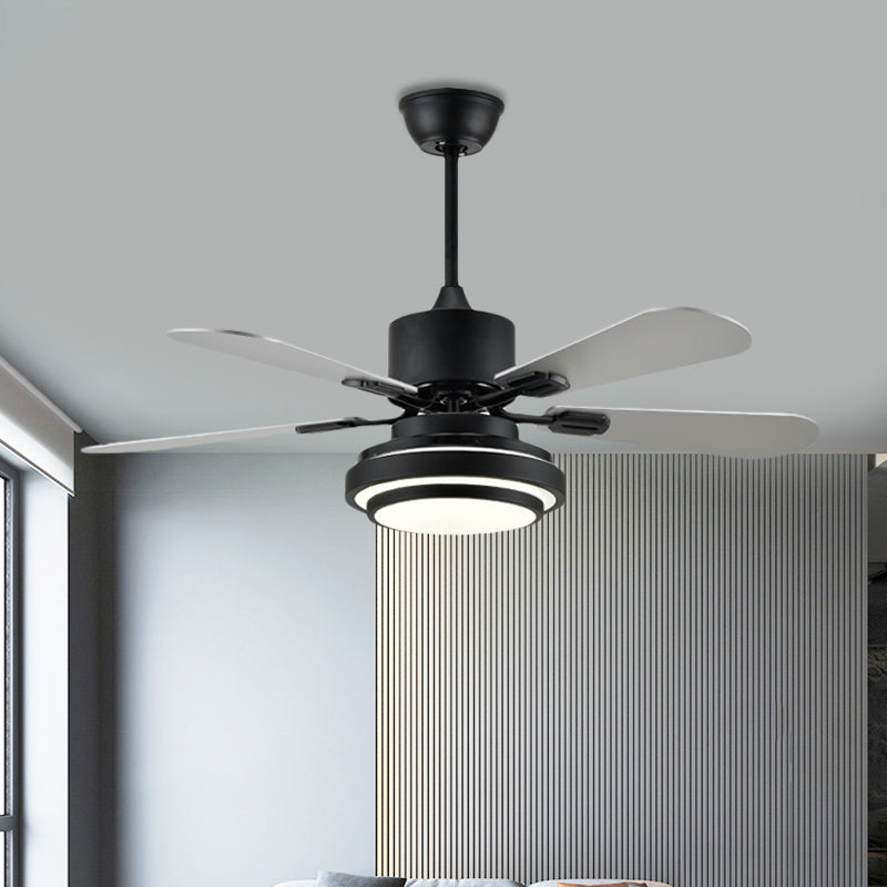 Lámpara de ventilador de techo LED de 48 "W Modernista de metal redondeo de metal redondeo montado en la sala de estar con 4 cuchillas plateadas, conversión de frecuencia