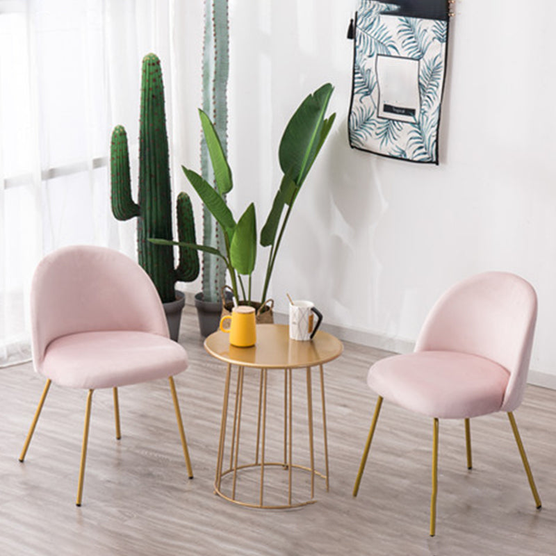 Chaise d'appoint de salle à manger rembourrée scandinave, finition mate, chaise de salle à manger Parsons